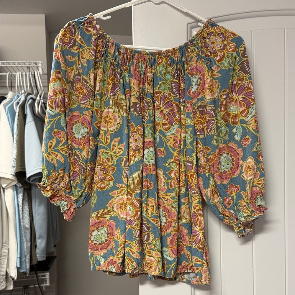 Floral Off-Shoulder Peasant Top in Teal and Pink by Democracy size L